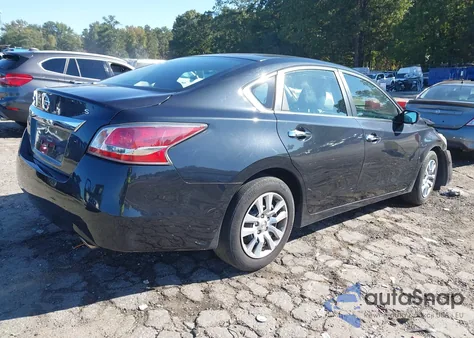 2015 Nissan Altima 2.5 S from USA, damaged, VIN 1N4AL3AP7FC162102